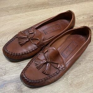Vtg Cole Haan Brown Leather Tassel Loafers women’s 7.5 academia